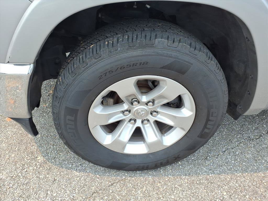 Used 2020 RAM 1500 Laramie AWD/4WD image 10