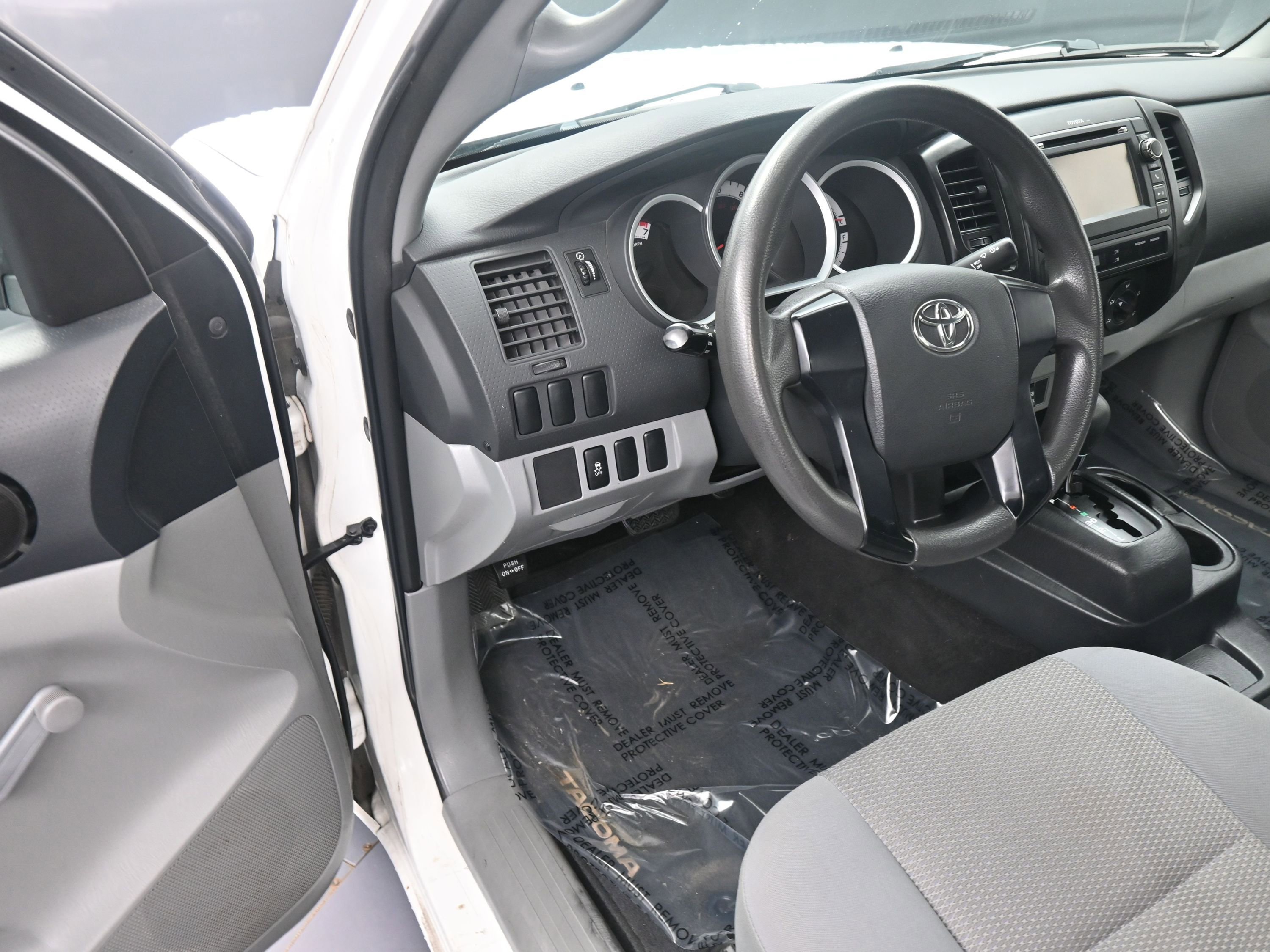 Used 2013 Toyota Tacoma 2WD Regular Cab image 12