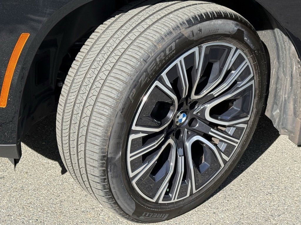 Used 2025 BMW X3 xDrive30i w/ Premium Package image 18