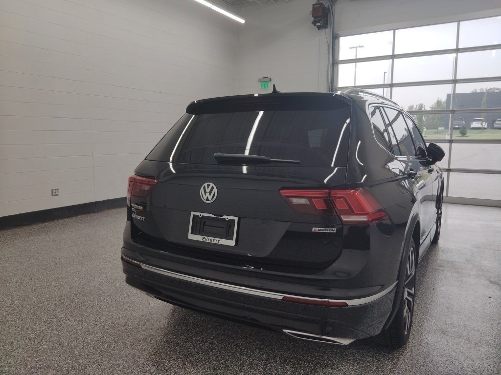 Used 2020 Volkswagen Tiguan SEL Premium R-Line w/ 3rd Row Seat Package image 6