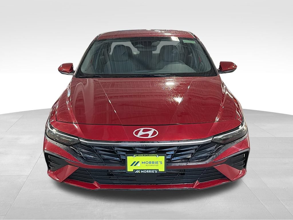 Used 2024 Hyundai Elantra SEL FWD image 2