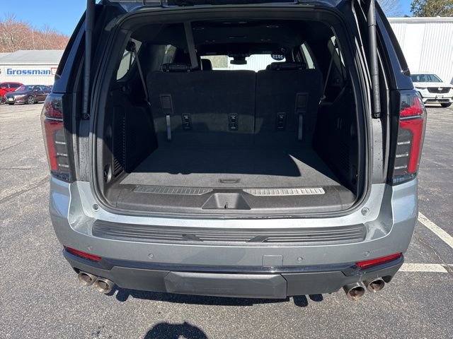 Used 2025 Chevrolet Suburban Z71 AWD/4WD image 23