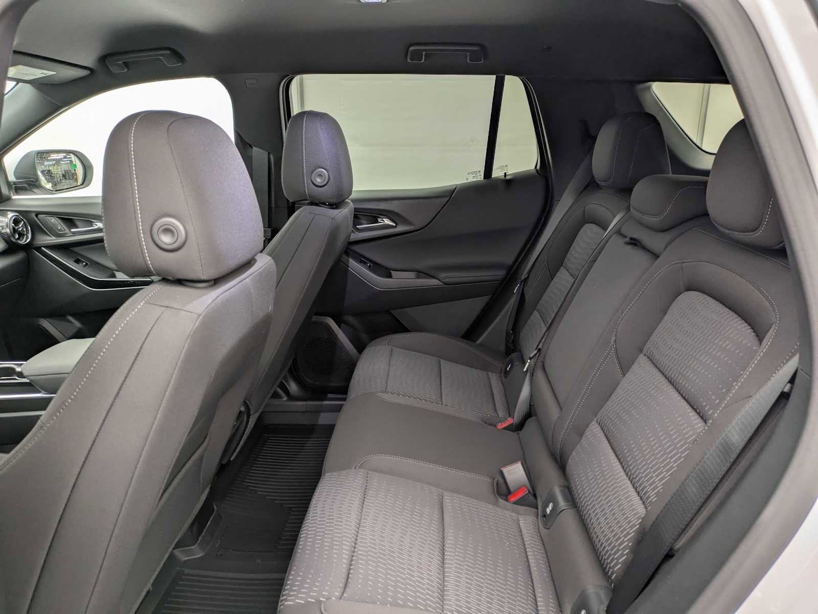 New 2026 Chevrolet Equinox LT image 19