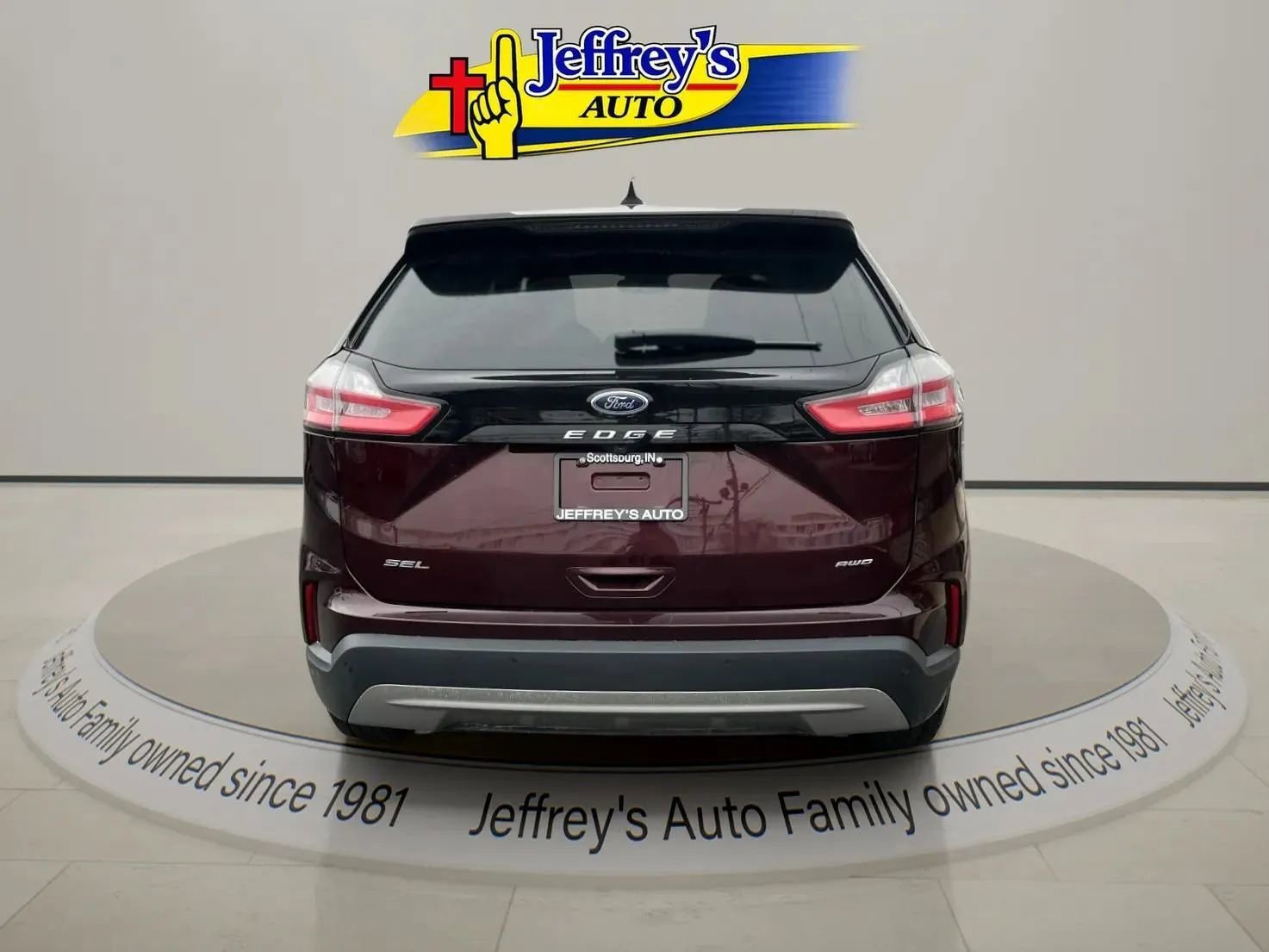 Used 2023 Ford Edge SEL image 4