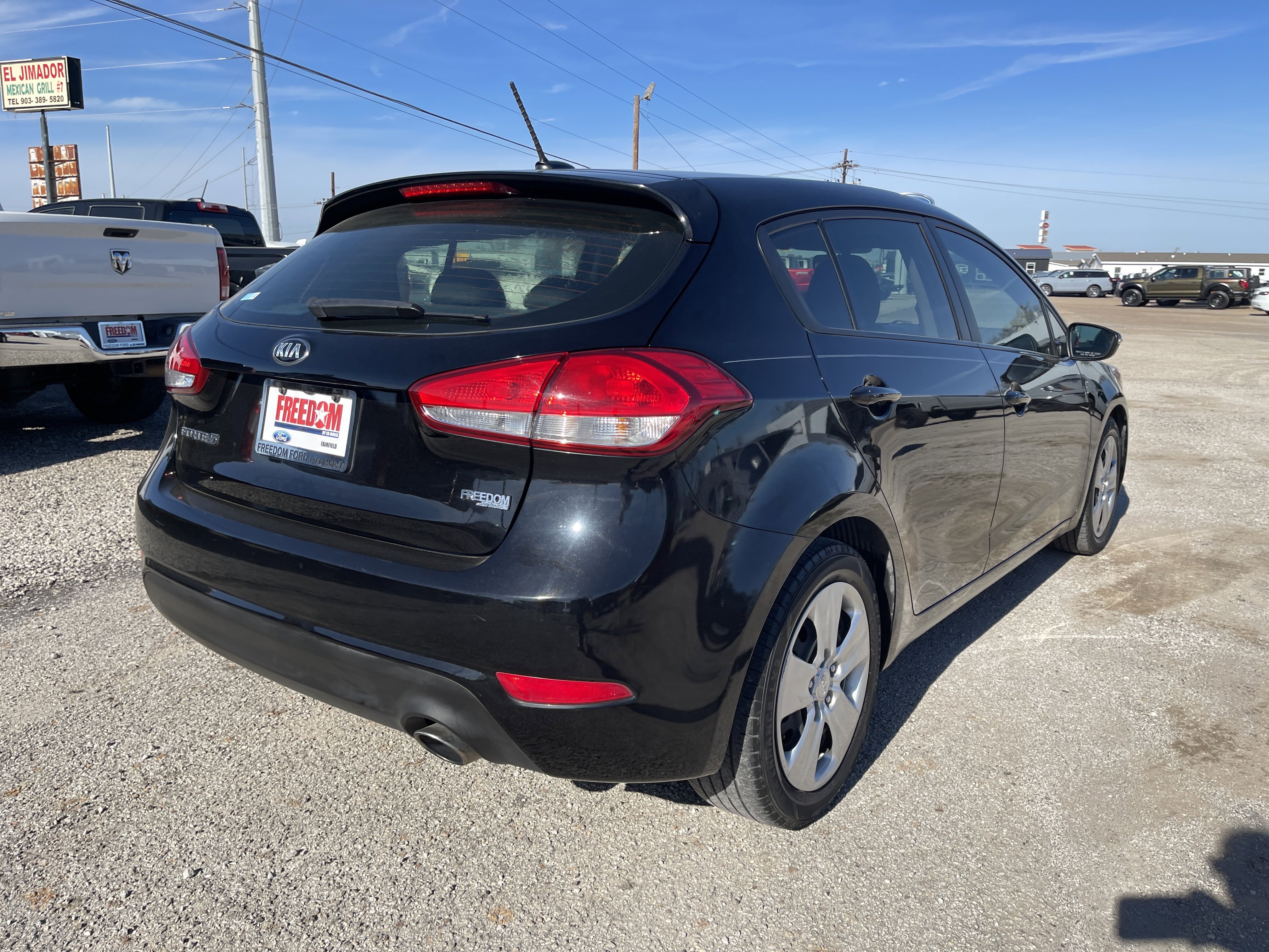 Used 2016 Kia Forte LX image 4