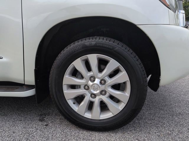 Used 2020 Toyota Sequoia Platinum RWD image 12