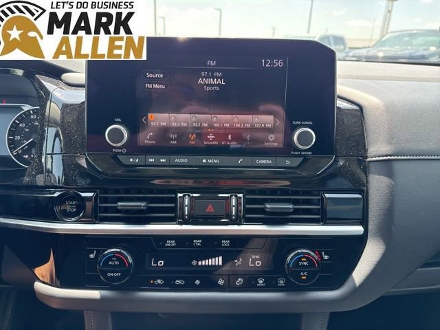 Used 2025 Nissan Pathfinder SV AWD/4WD image 9