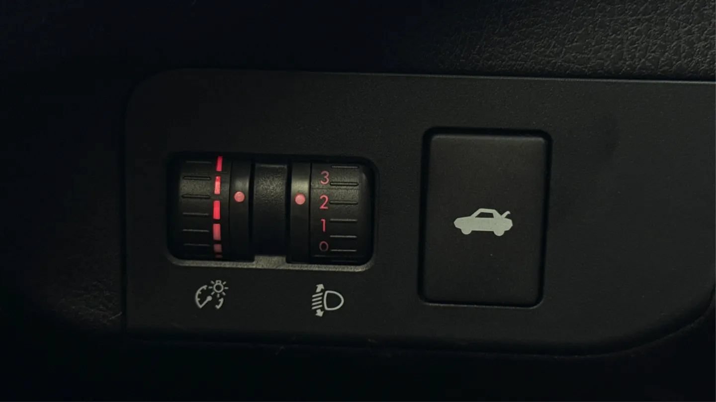 Used 2013 Subaru BRZ Limited w/ Popular Pkg 1A RWD image 29