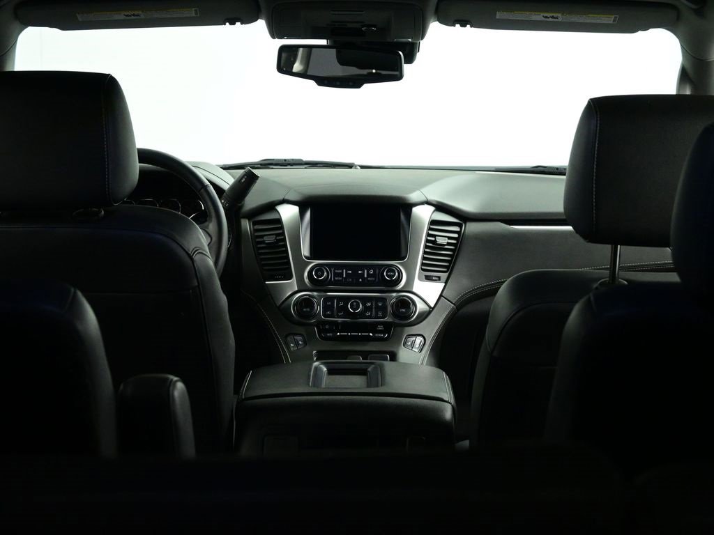 Used 2020 Chevrolet Suburban LT image 43