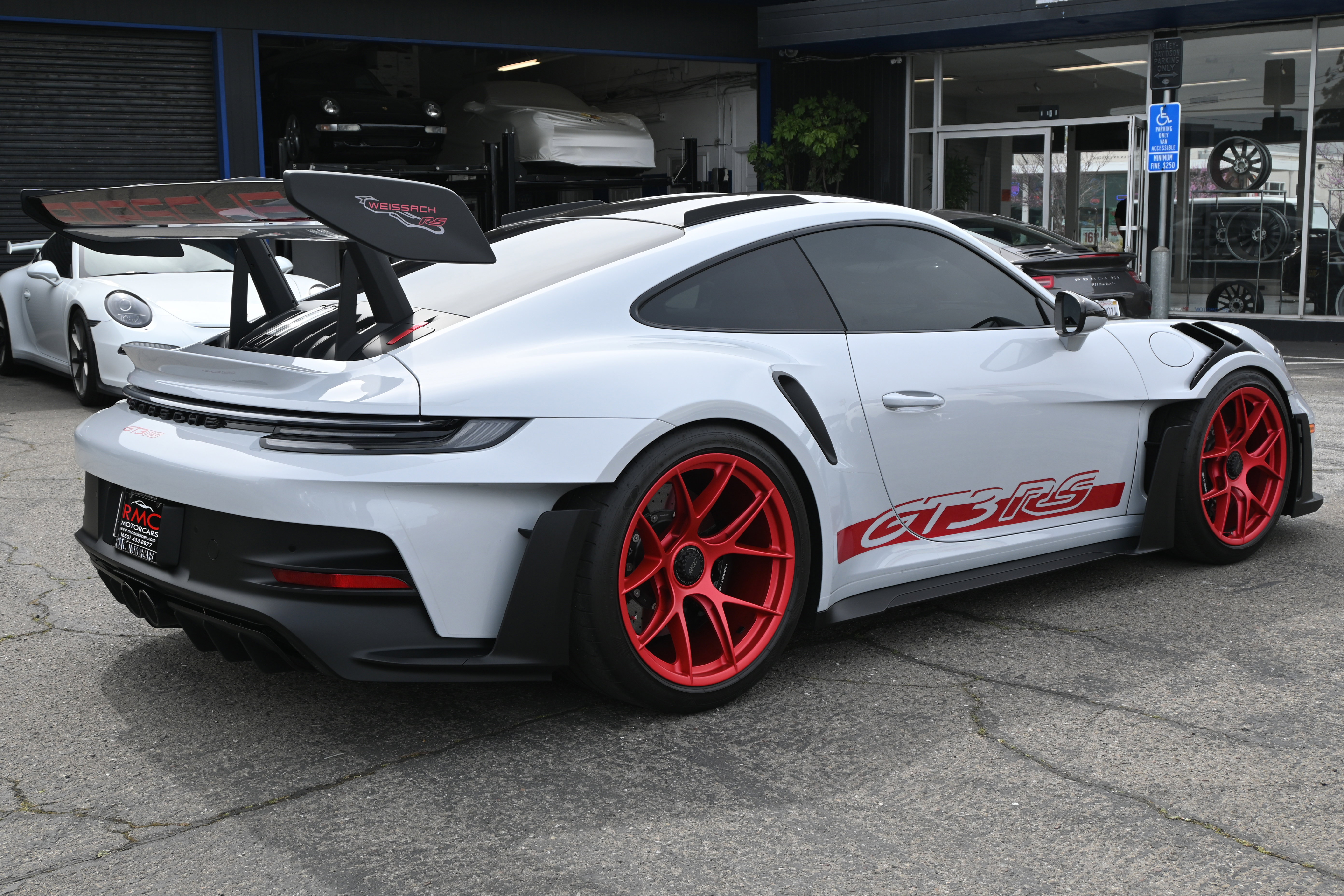 Used 2024 Porsche 911 GT3 RS image 5