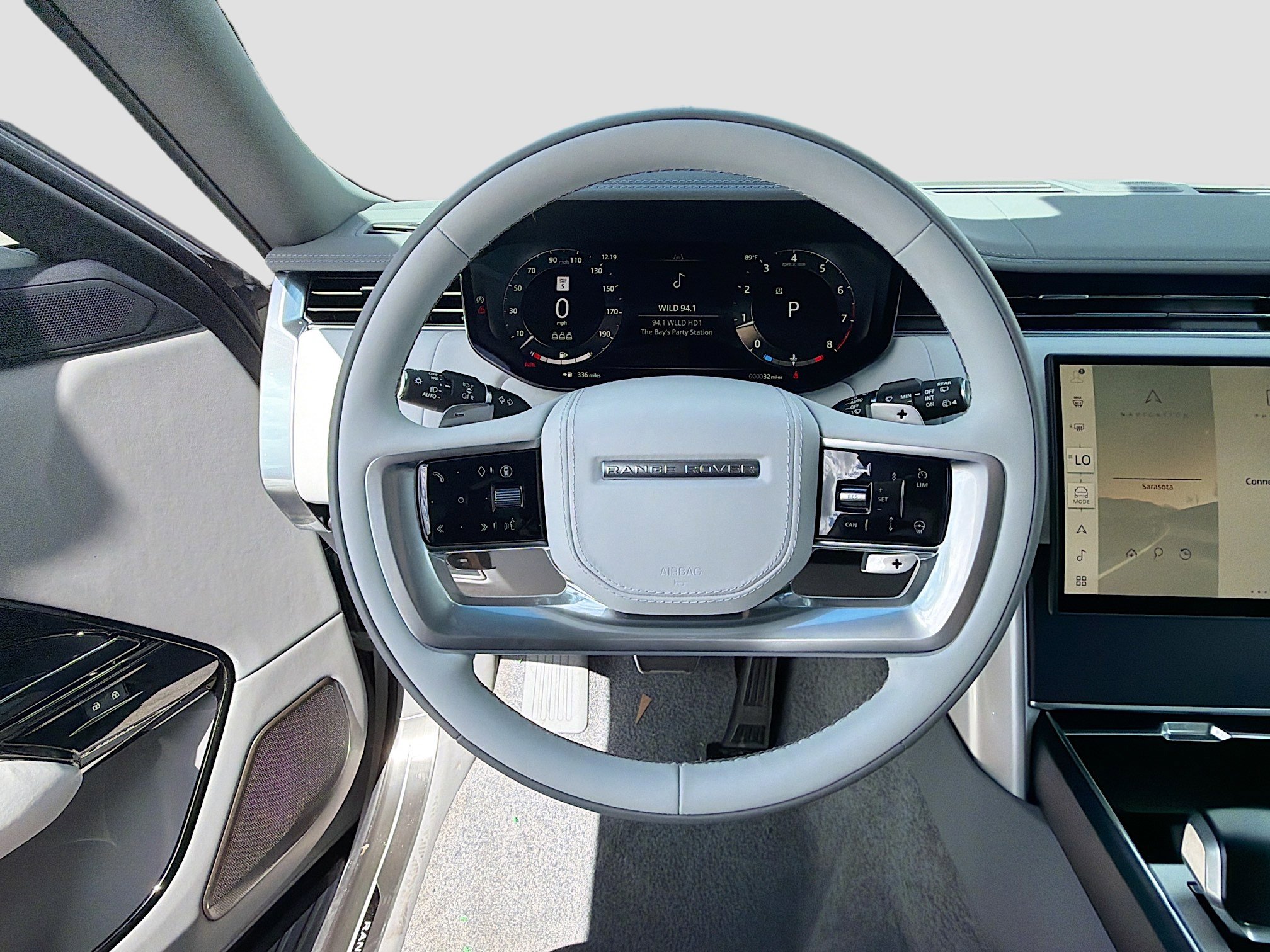 New 2026 Land Rover Range Rover SV image 41