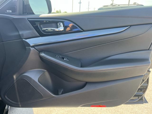 Used 2023 Nissan Maxima SR w/ Sport Mat Group FWD image 23
