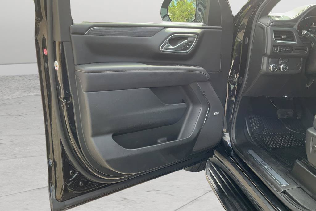 Certified 2024 GMC Yukon XL SLT RWD image 11