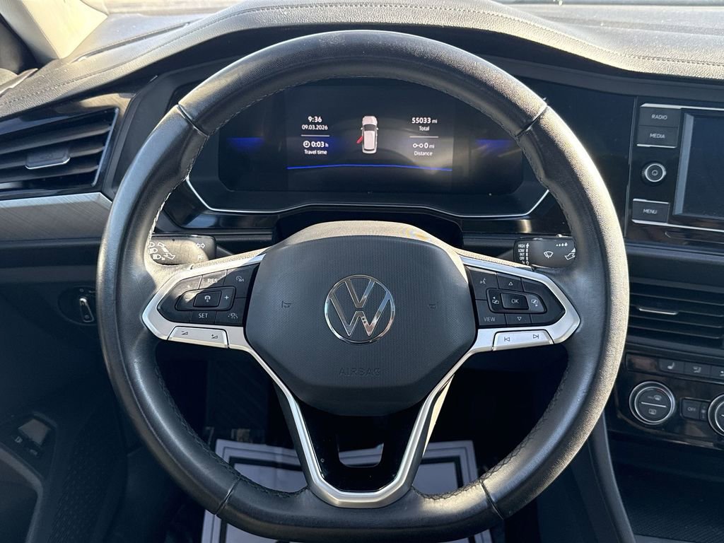 Used 2024 Volkswagen Jetta SE image 11