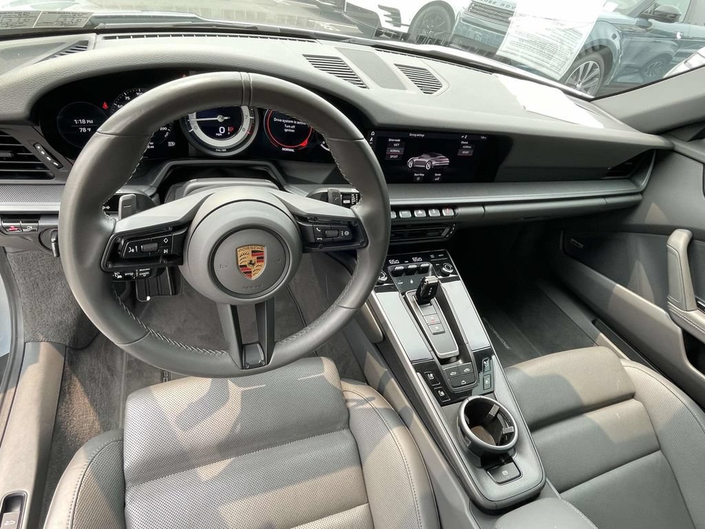 Used 2020 Porsche 911 Carrera S RWD image 18