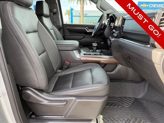 Used 2025 Chevrolet Silverado 1500 LT Trail Boss w/ LT Trail Boss Premium Package image 11