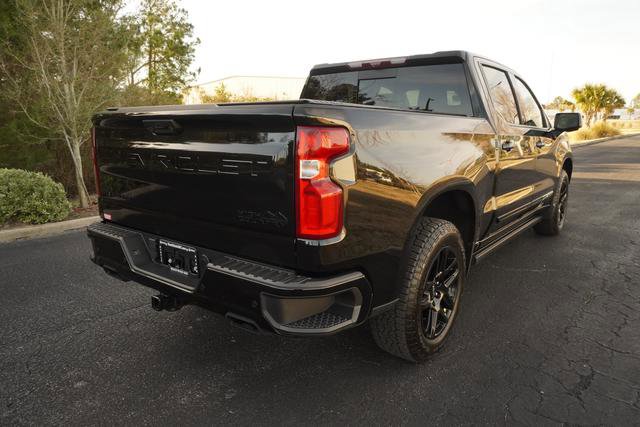 Used 2024 Chevrolet Silverado 1500 High Country w/ Midnight Edition image 3