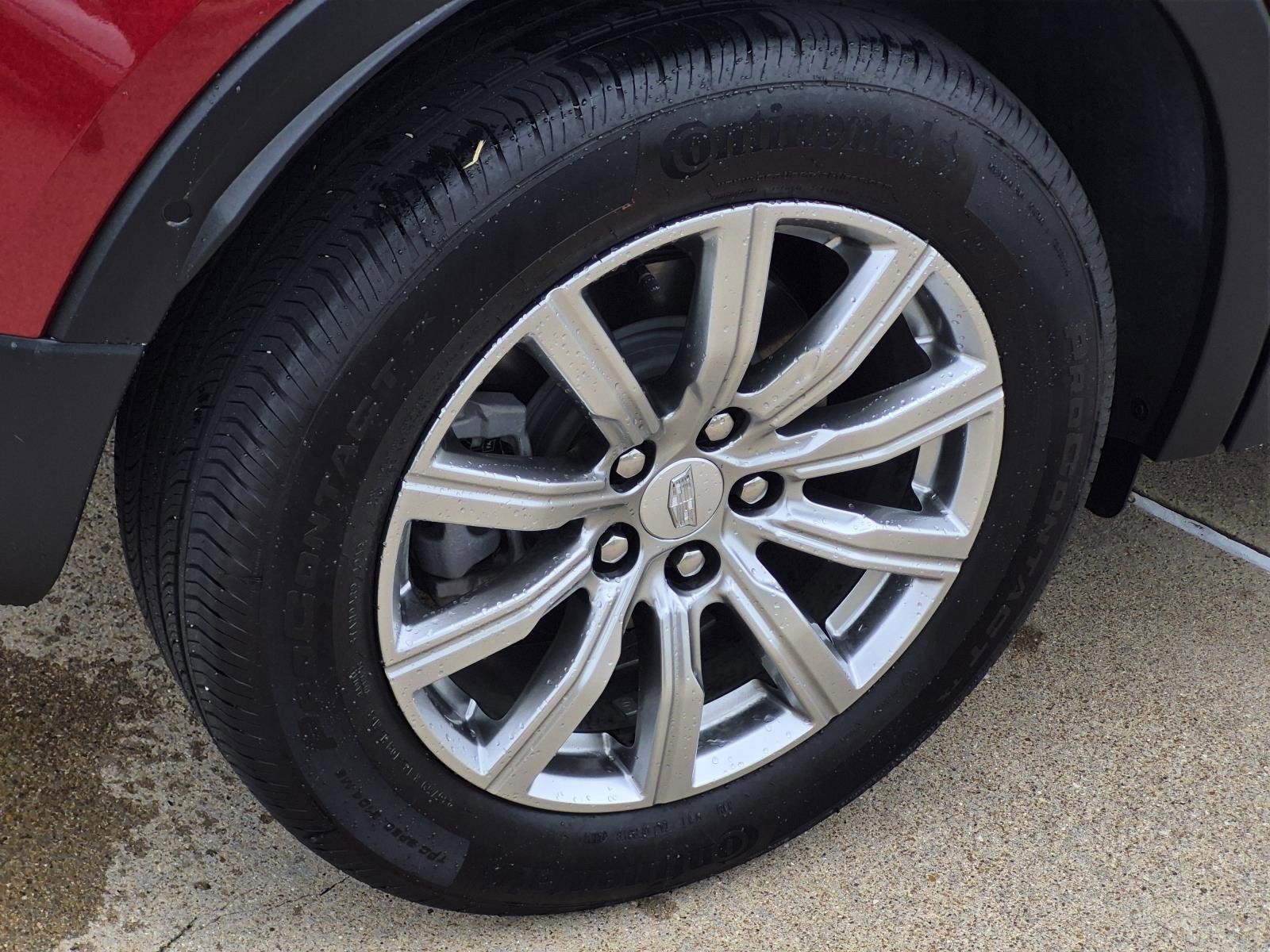 Certified 2021 Cadillac XT4 Premium Luxury FWD image 7