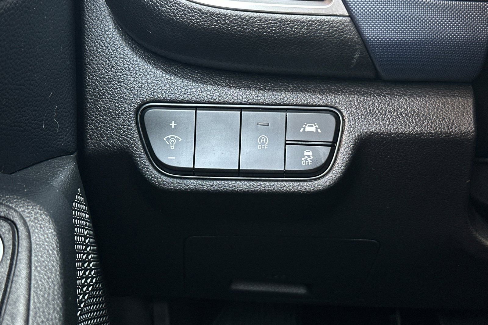 Used 2023 Kia Seltos S w/ Navigation Package image 36