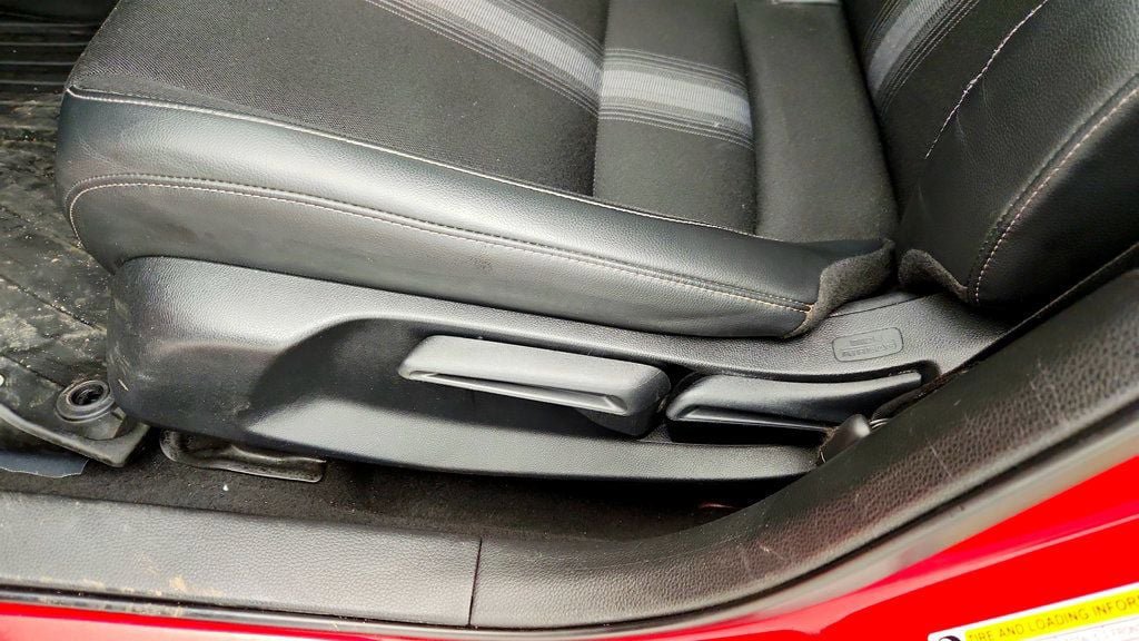 Used 2022 Honda Civic Sport image 11