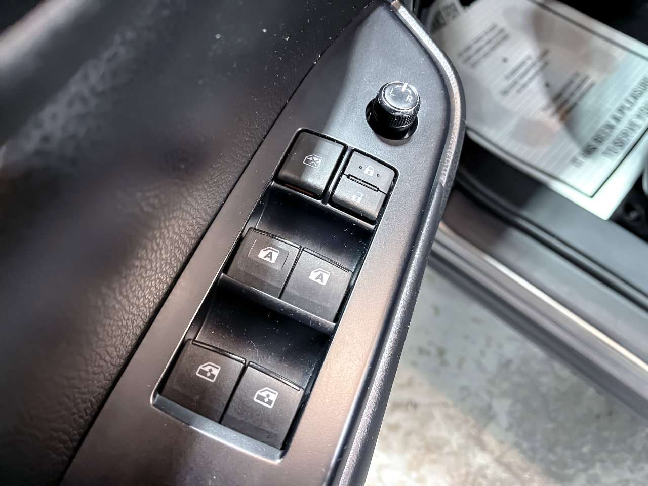 Used 2018 Toyota Highlander XLE image 13