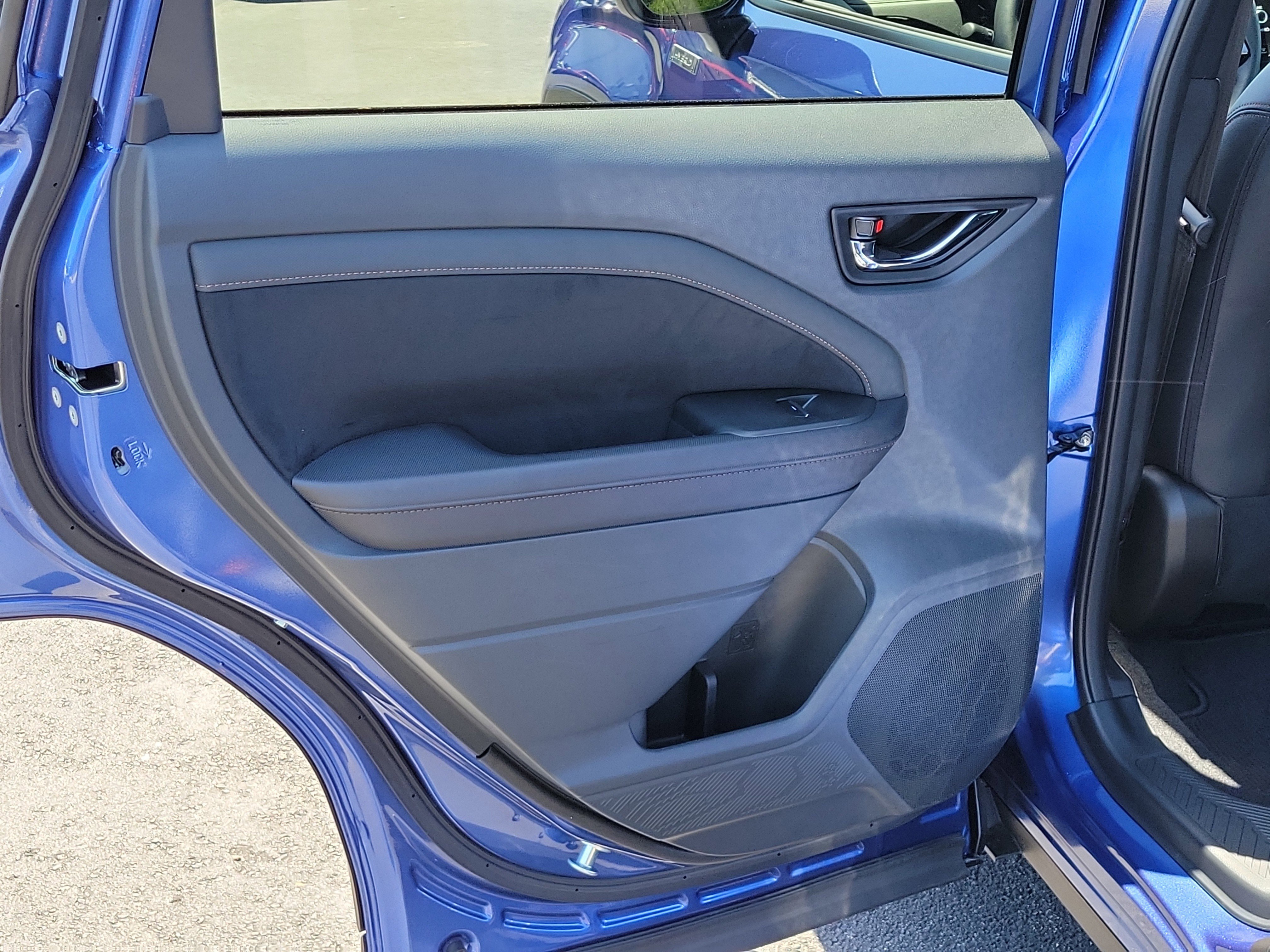 Certified 2025 Subaru Forester Touring AWD/4WD image 13