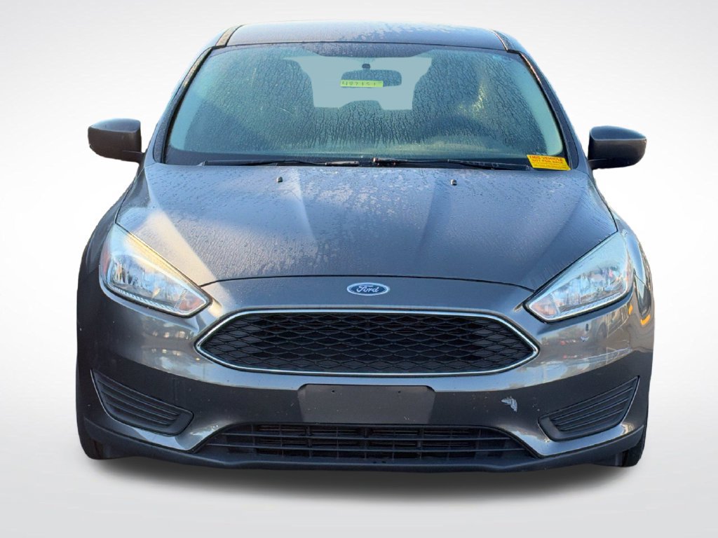 Used 2018 Ford Focus SE FWD image 3