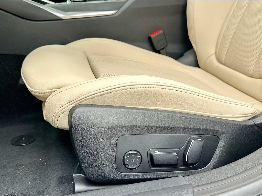 Used 2026 BMW i4 xDrive40i w/ Premium Package AWD/4WD image 19