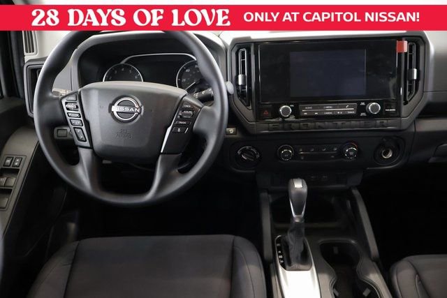 New 2025 Nissan Frontier S image 12