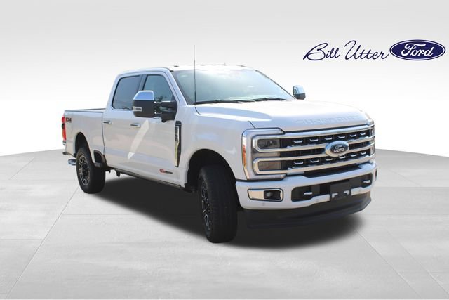 Used 2023 Ford F250 Platinum AWD/4WD image 3