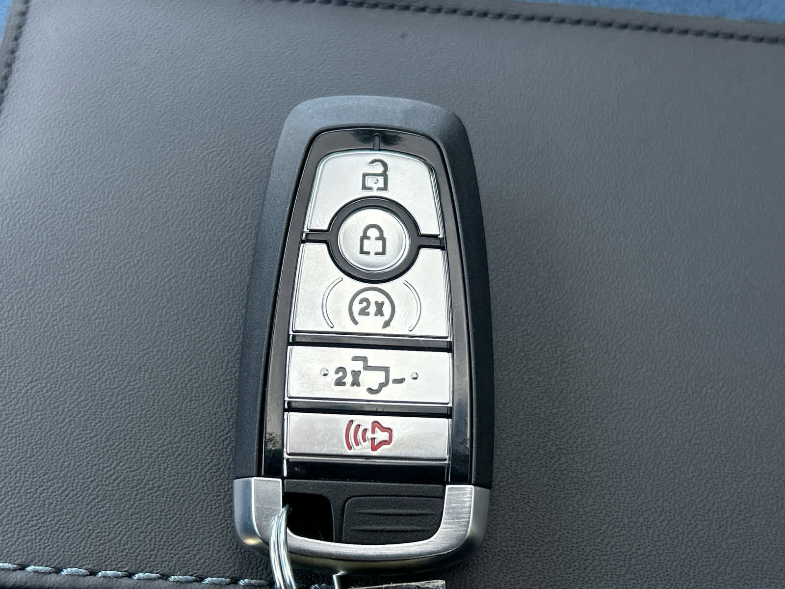 New 2026 Ford F350 Platinum w/ Tremor Off-Road Package image 79