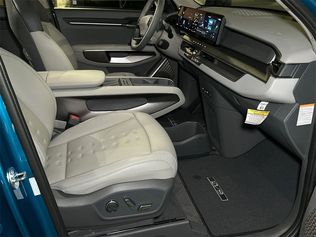 New 2026 Kia EV9 Wind image 11