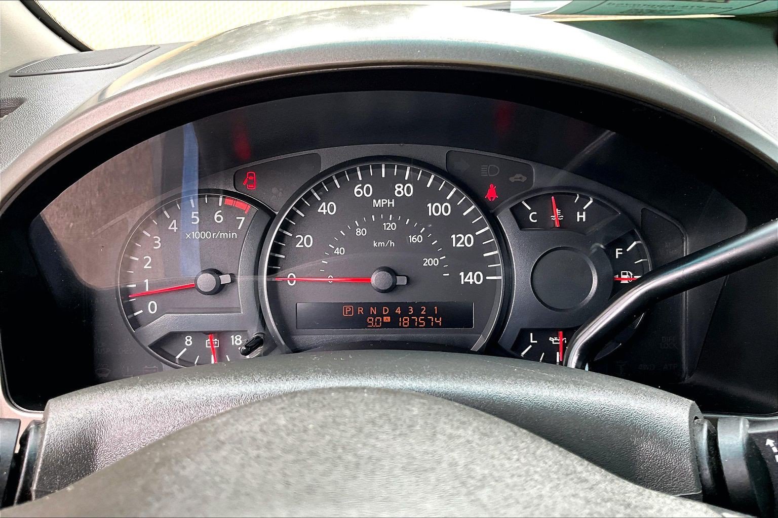 Used 2005 Nissan Titan SE RWD image 19