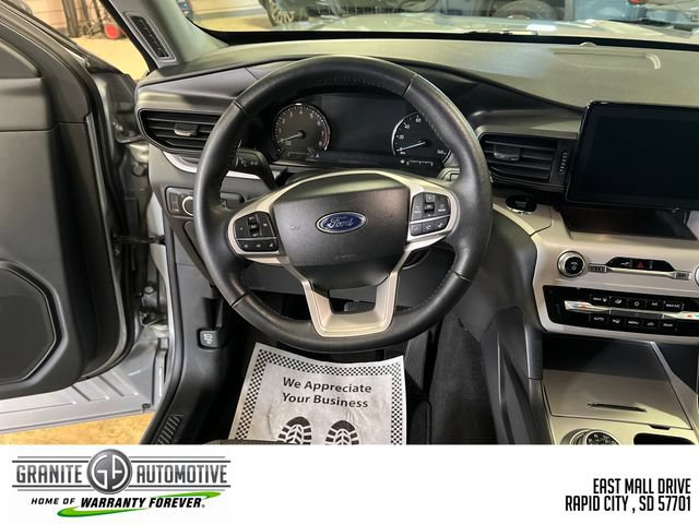 Used 2024 Ford Explorer XLT AWD/4WD image 22