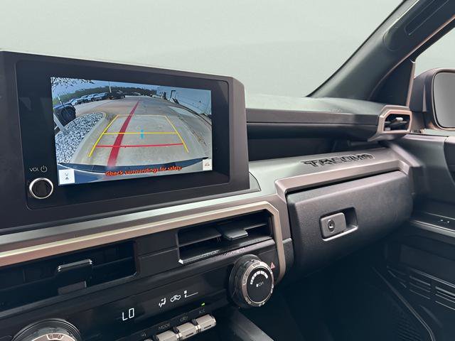 Used 2024 Toyota Tacoma TRD Off-Road image 36