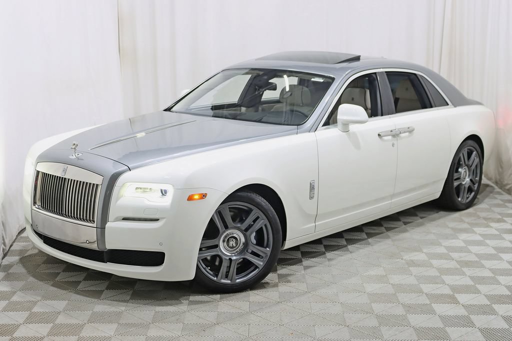 Used 2016 Rolls-Royce Ghost RWD image 7
