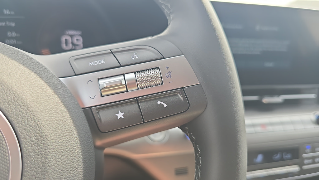 New 2027 Hyundai Kona SEL Sport AWD/4WD image 16