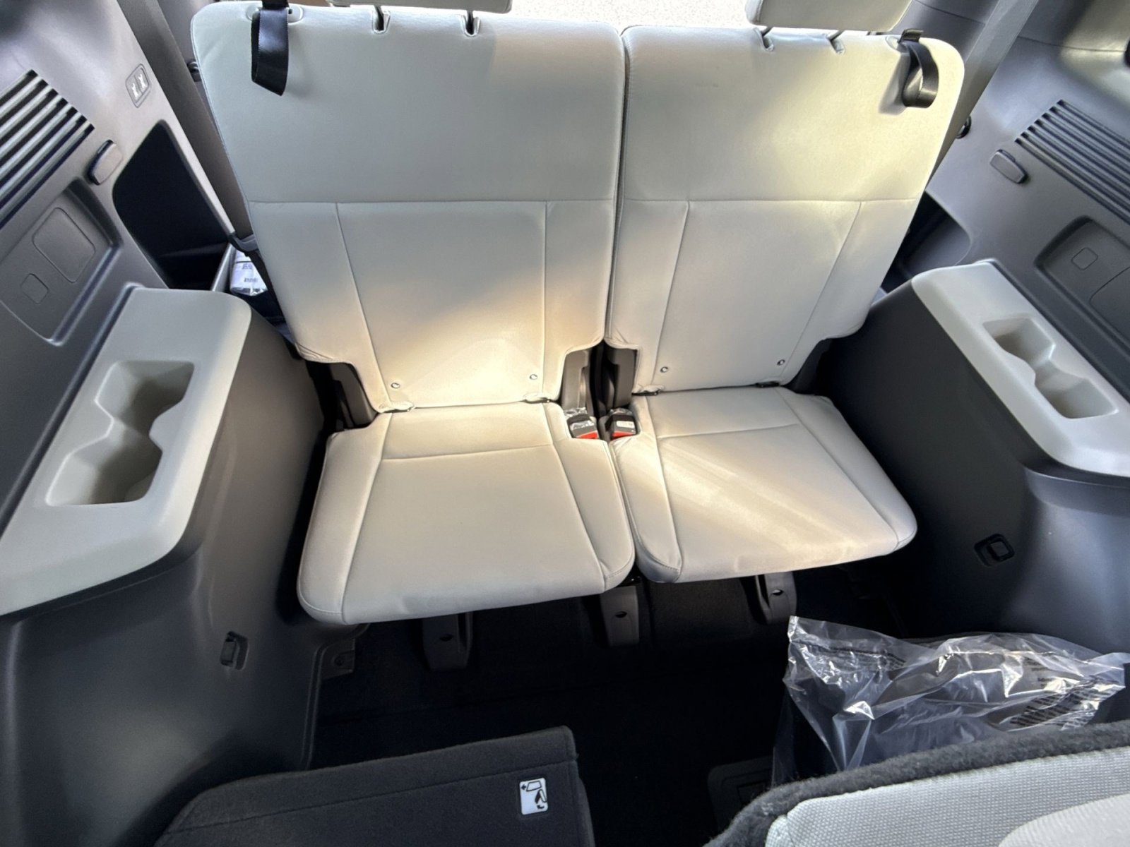 New 2026 Hyundai Santa Fe SE image 23