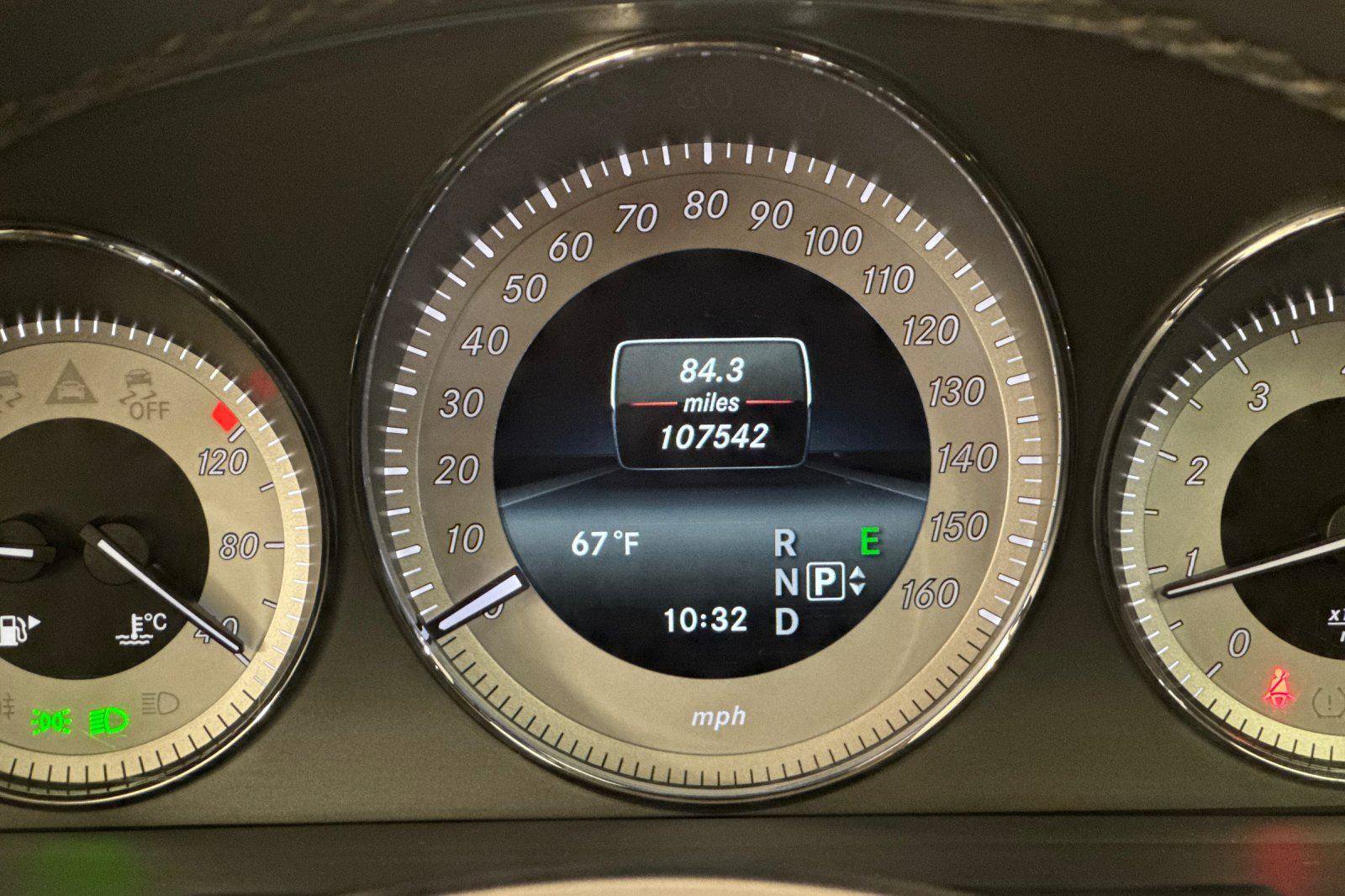 Used 2015 Mercedes-Benz GLK 350 4MATIC image 27