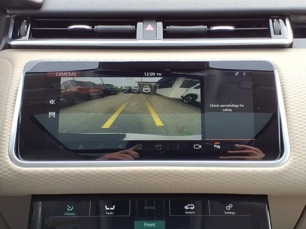 Used 2020 Land Rover Range Rover Velar S image 15