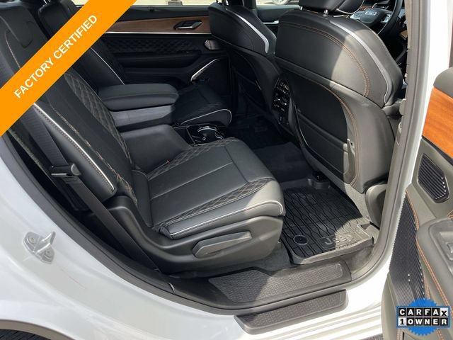 Certified 2026 Jeep Grand Cherokee L Summit w/ Obsidian Package AWD/4WD image 28