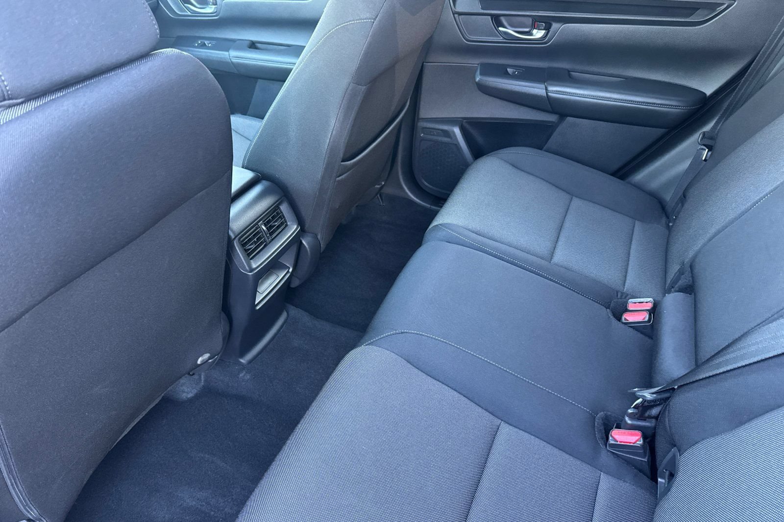 Used 2023 Honda CR-V EX image 12