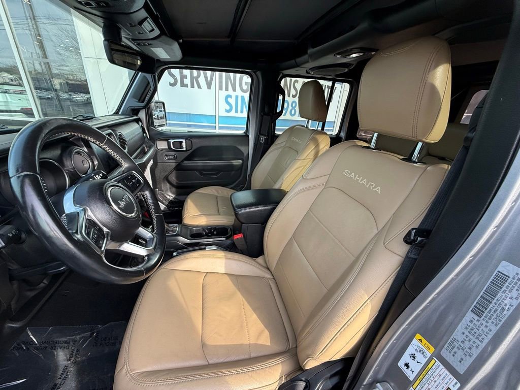 Used 2018 Jeep Wrangler Unlimited Sahara image 12