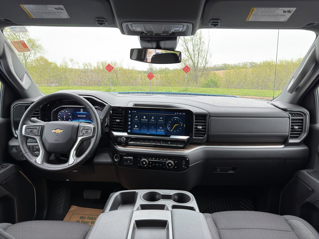 Used 2025 Chevrolet Silverado 1500 LT AWD/4WD image 20