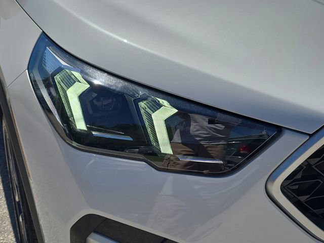 Used 2026 BMW X2 xDrive28i image 7