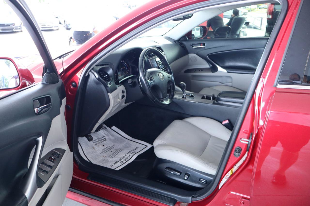 Used 2010 Lexus IS 250 RWD image 12