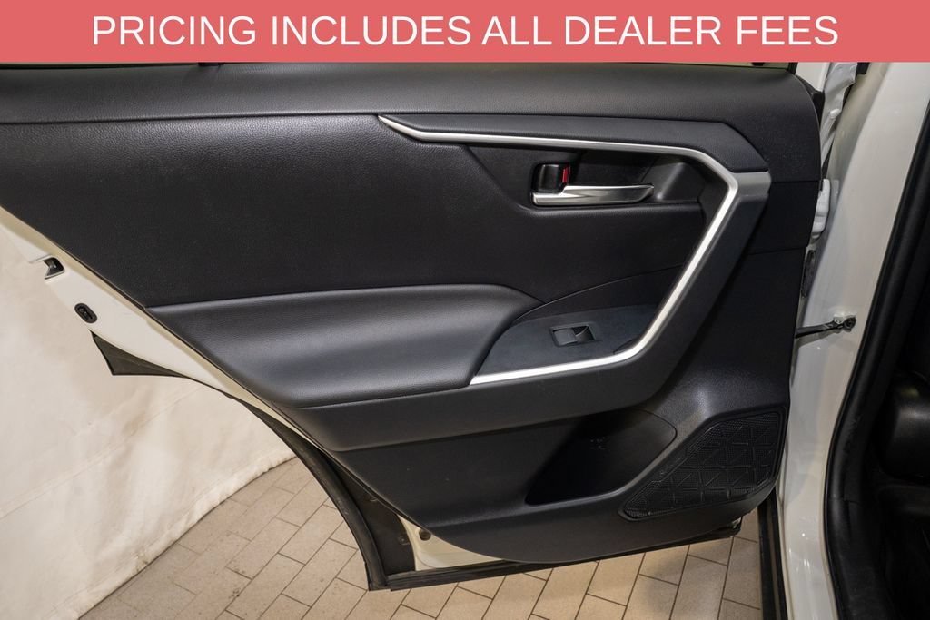 Used 2022 Toyota RAV4 XLE Premium AWD/4WD image 11