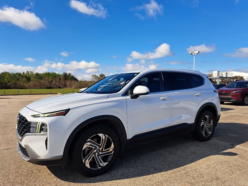 Used 2023 Hyundai Santa Fe SE video 1
