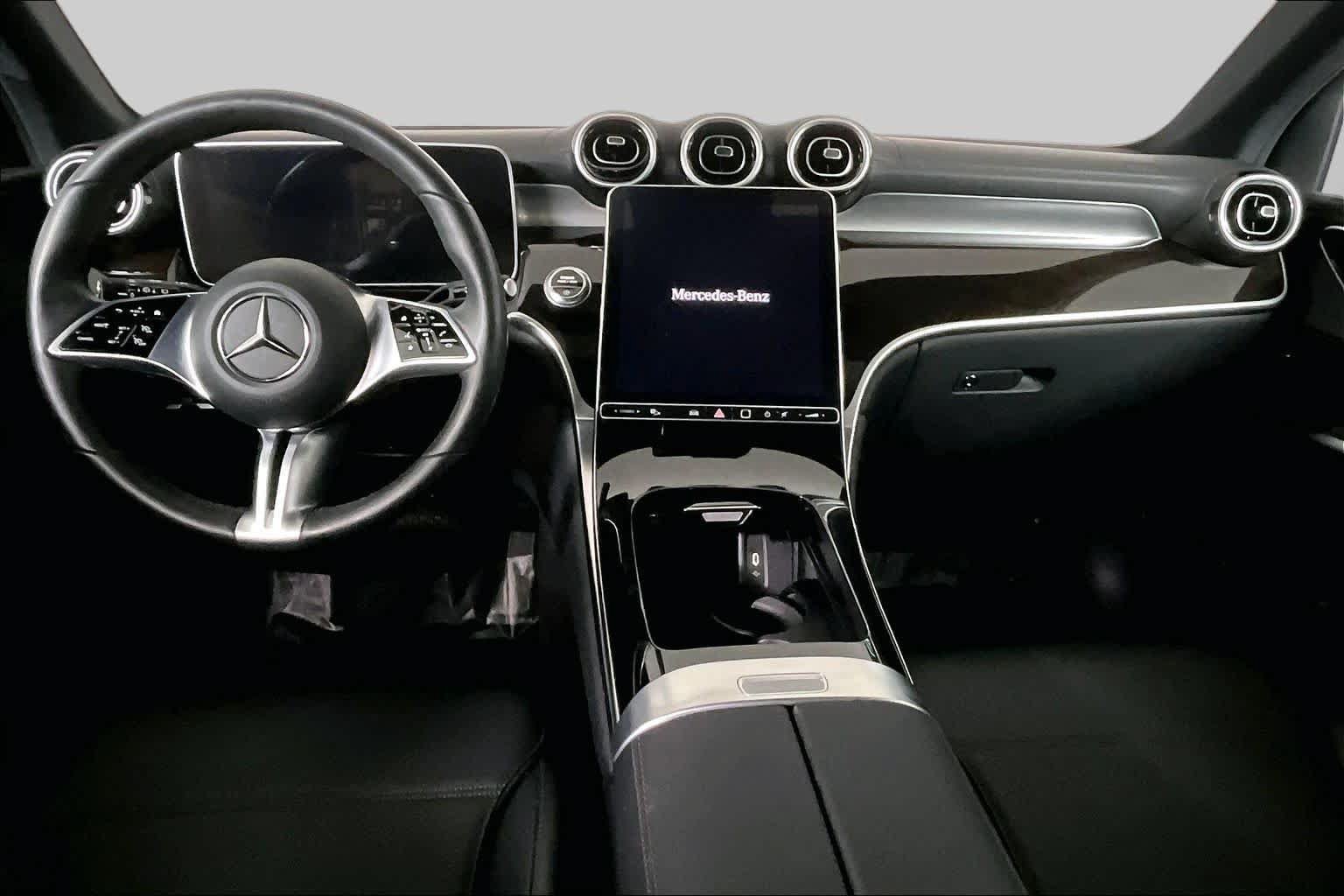 Used 2023 Mercedes-Benz GLC 300 4MATIC image 31