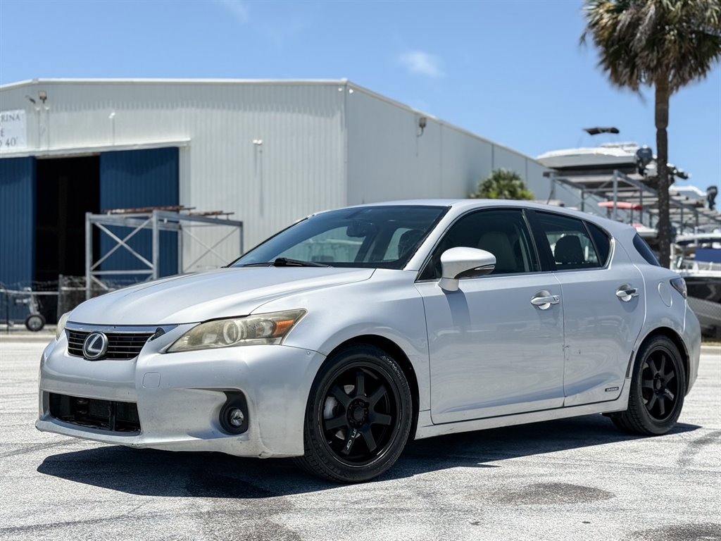 Used 2012 Lexus CT 200h Premium w/ Premium Audio Pkg image 3